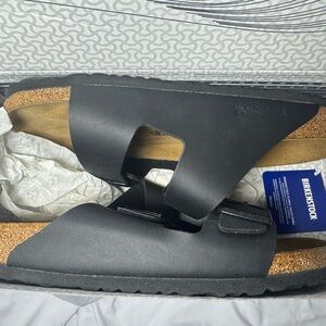 Birkenstock Arizona Men's Black Slip-On Sandals size 9-9.5/ euro 42